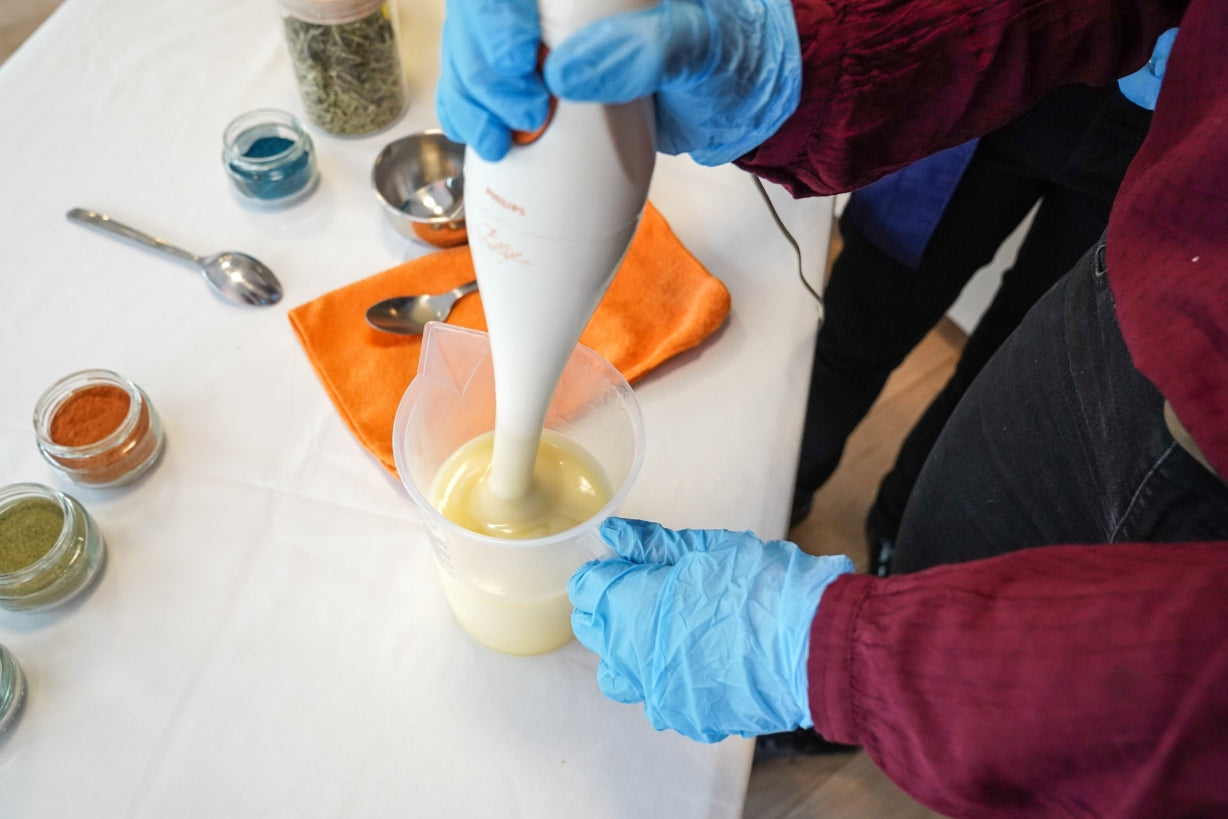 Atelier team building fabrication savon artisanal